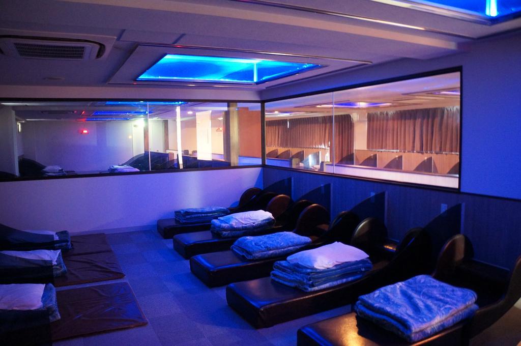 Capsule Hotel 310 โตเกียว ภายนอก รูปภาพ